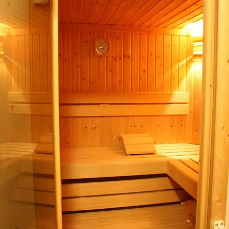 In Near Slopes Флахау