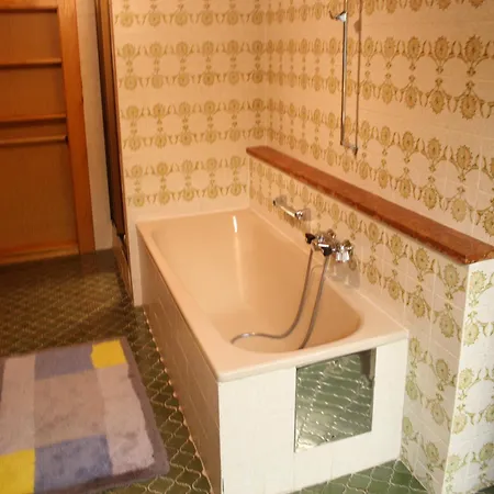 Apartment In Near Slopes Flachau